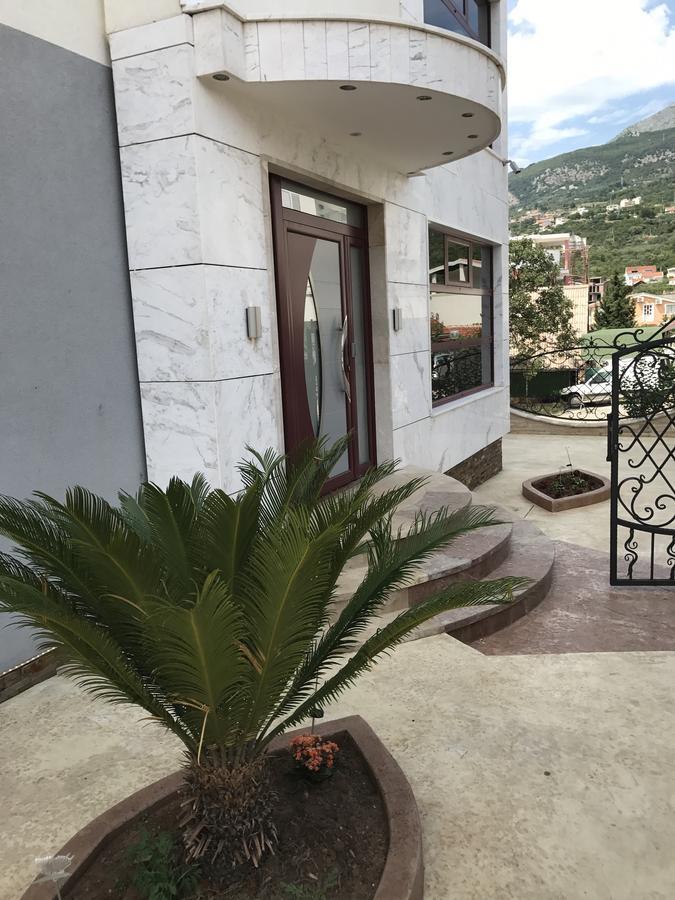 Compass Aparthotel Dobra Voda Exterior photo